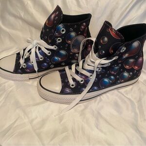 Converse Bubble Print High-Tops - Black and Purple BRAND NEW. NEVER WORN. In box
